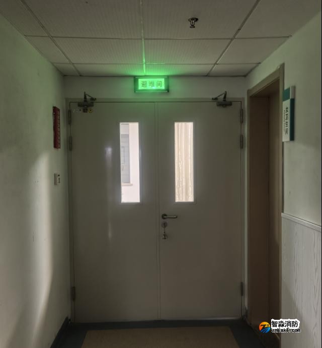 避難層、避難間未設(shè)置明顯指示標(biāo)識